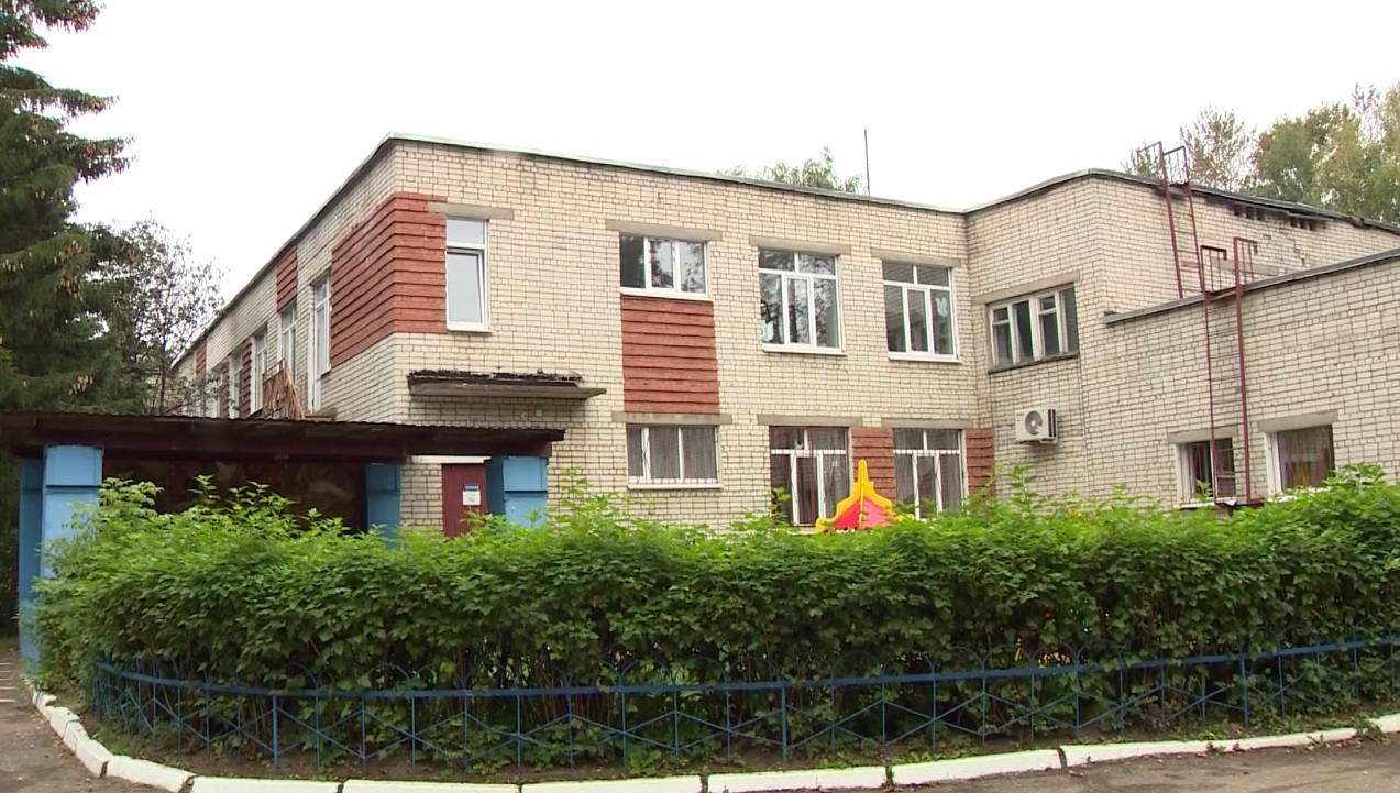 Во Фрунзенском районе преобразились 11 детских садов, четыре школы и один дом культуры