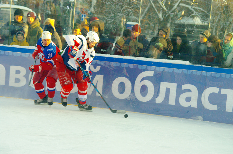 В Ярославле завершился любительский хоккейный турнир “Студеный лед”