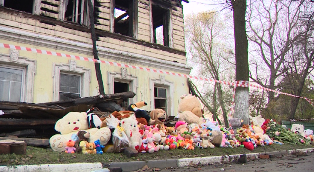 Одна из пострадавших в пожаре в Ростове скончалась в больнице