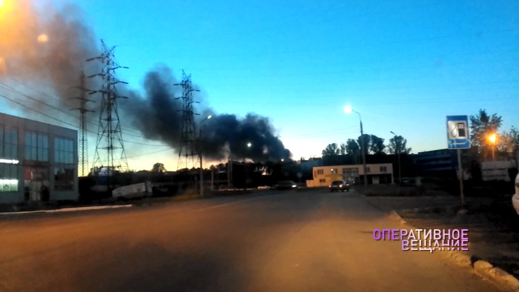 Огромный столб дыма взвился над Ярославлем: что произошло