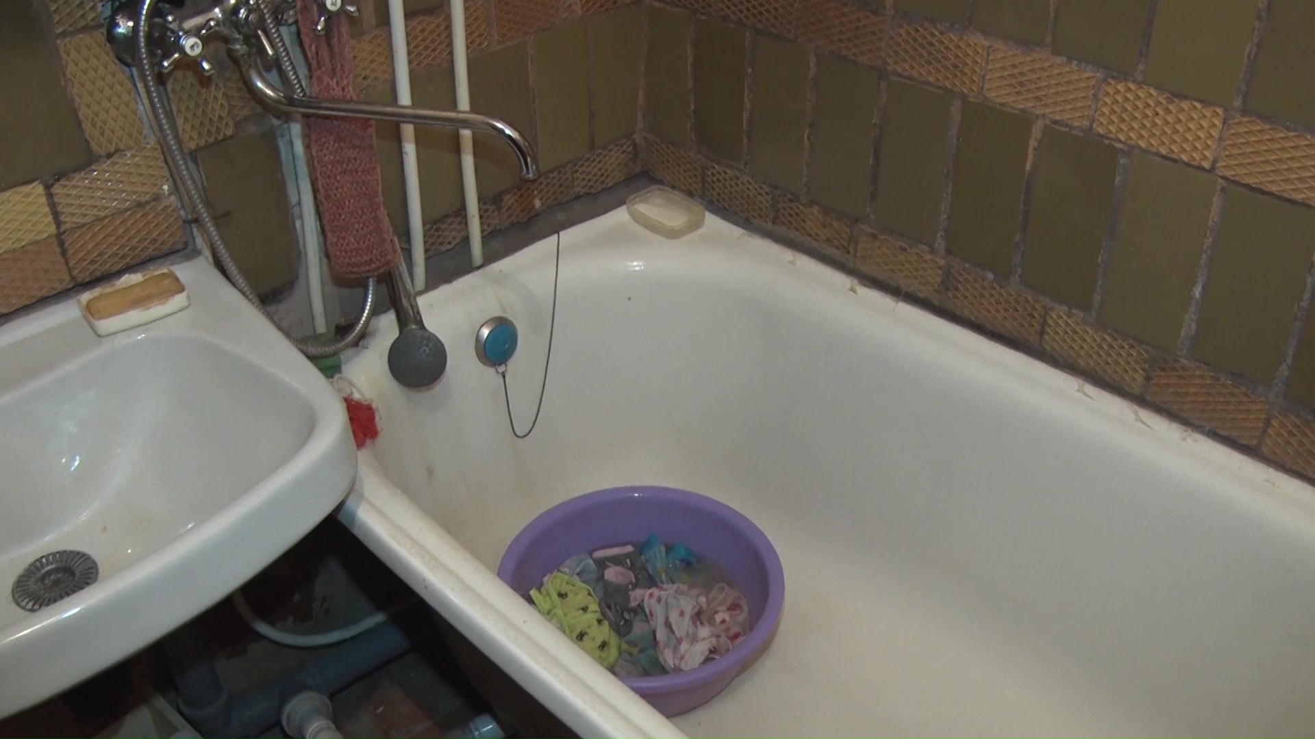 Весь левый берег Тутаева остался без воды: что произошло