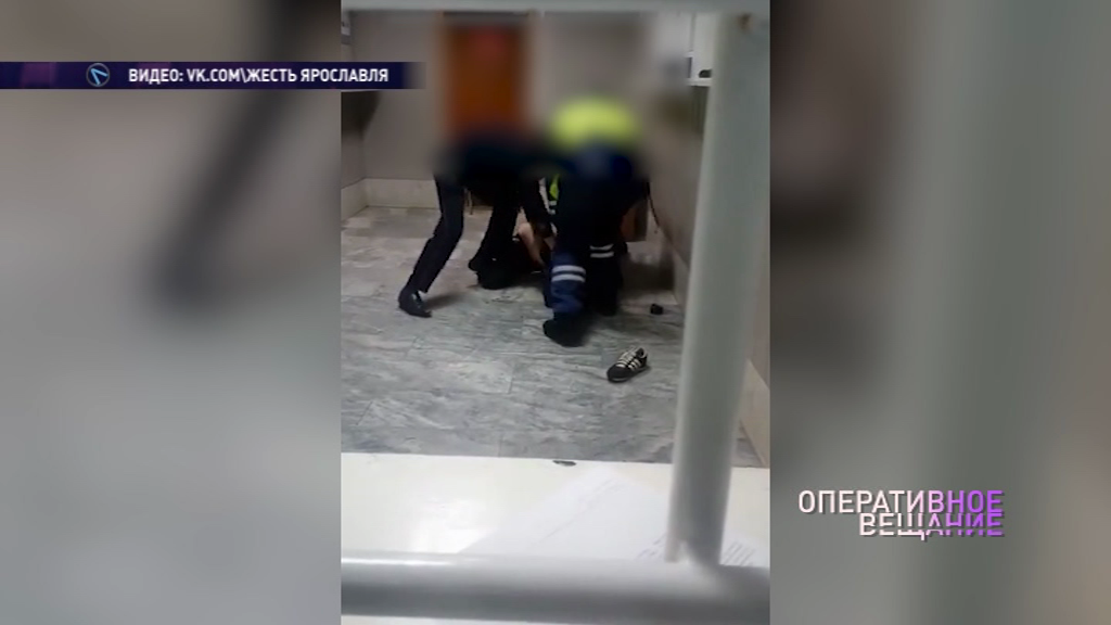 ВИДЕО: Сотрудники ГИБДД избили водителя, ездившего без прав