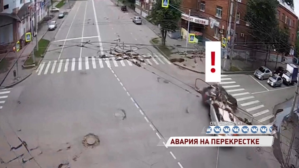 В Рыбинске водитель «Ауди» вылетел на красный и протаранил «Рено»