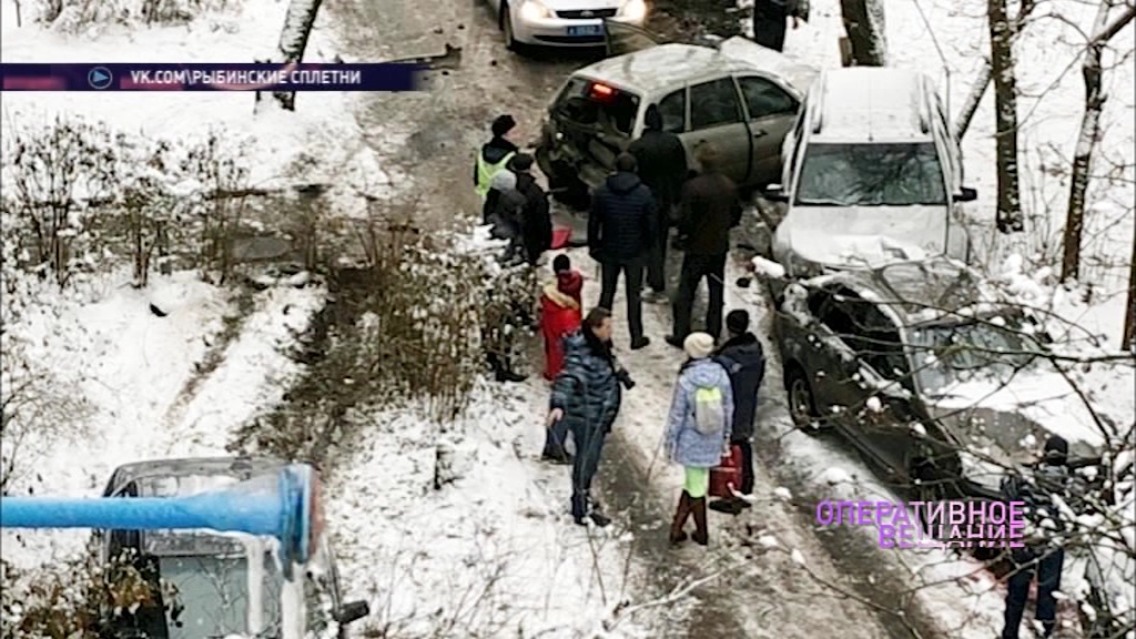 В Рыбинске столкнулись сразу пять автомобилей