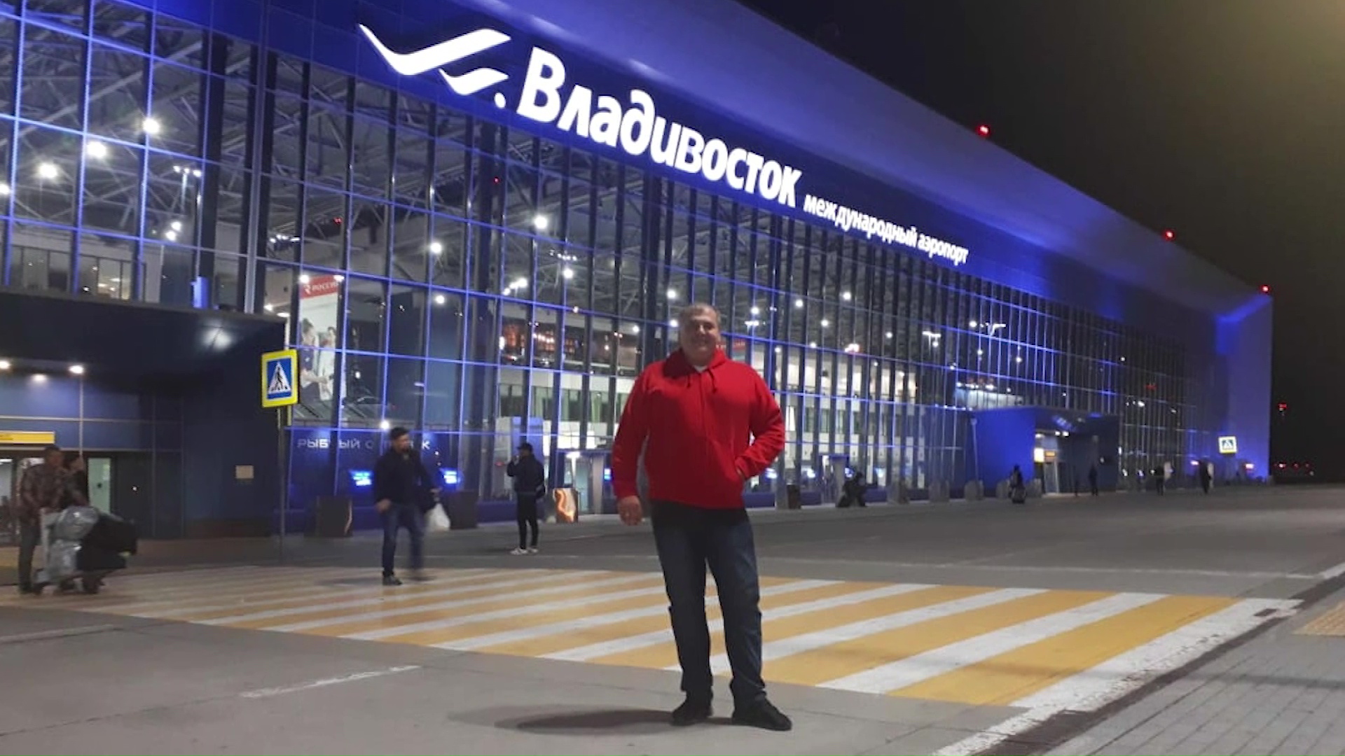 Турист, застрявший в Японии из-за тайфуна: "Лететь обратно пришлось сутки с четырьмя пересадками"