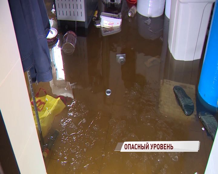 МЧС: В Ярославле уровень воды приближается к критической отметке