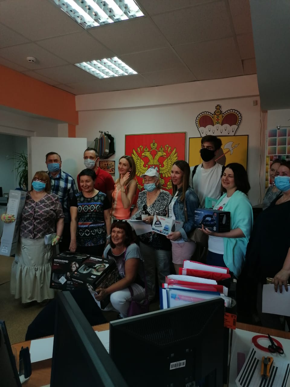 В Ярославле ценные подарки получили 16 участников викторины #Ярконституция