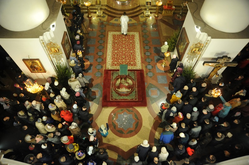 Рождественские богослужения прошли в храмах Ярославской области