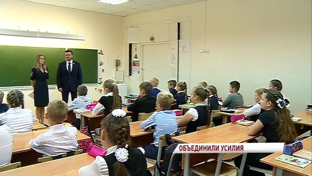 «Отцовский патруль» присоединился к мероприятиям по безопасности детей на дорогах