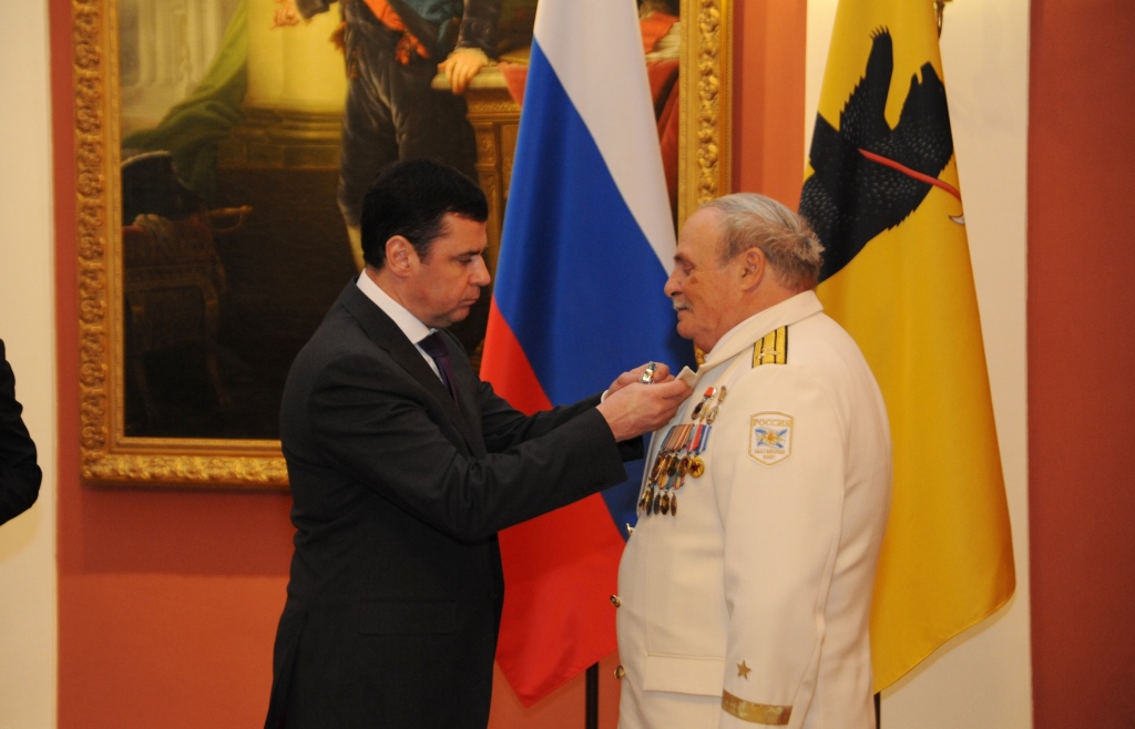 Жители региона, отличившиеся в различных сферах, получили государственные и областные награды