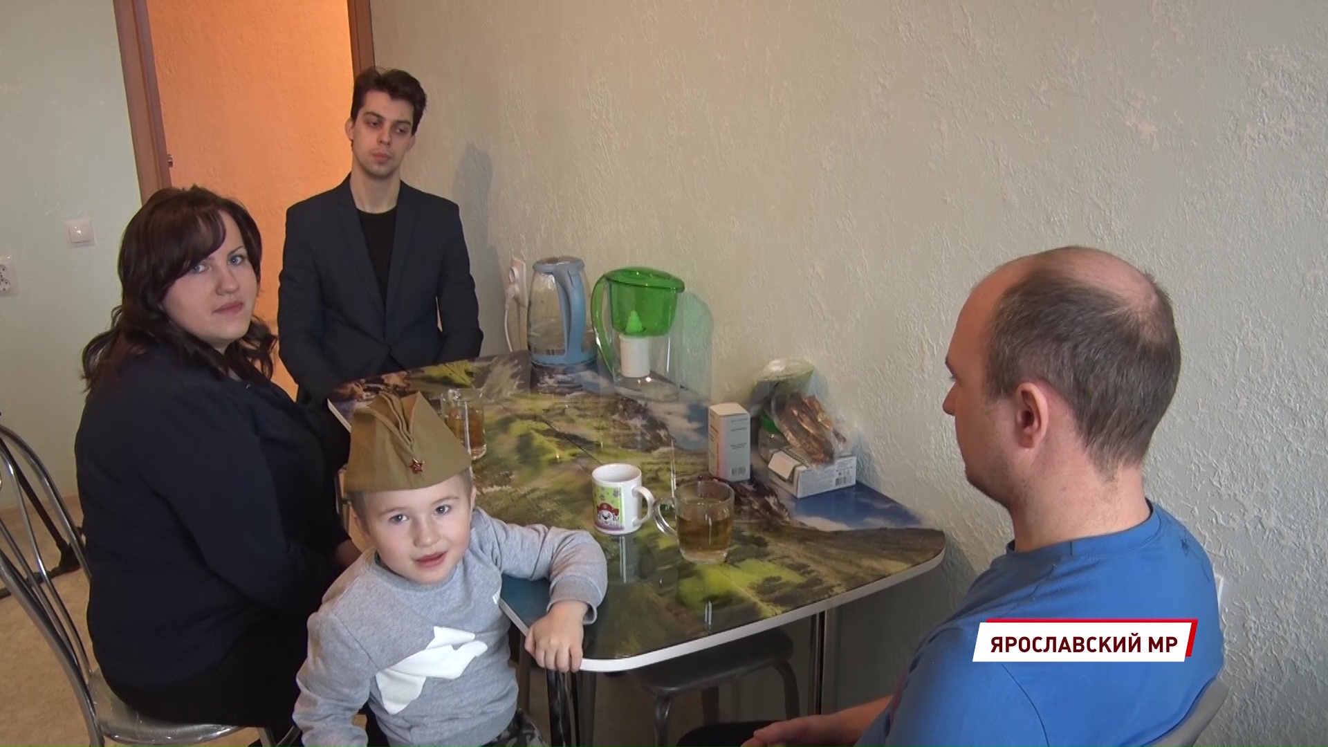 Ярославна, оставшаяся в детстве без попечения родителей, получила долгожданную квартиру