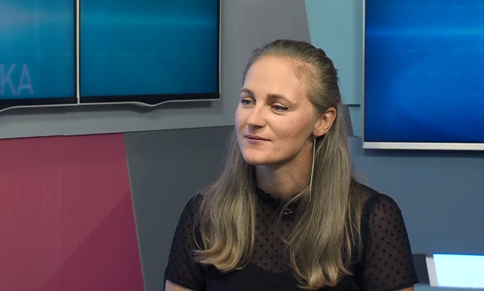 Программа «В тему»: Елена Афрова - о реабилитации и адаптации бездомных животных