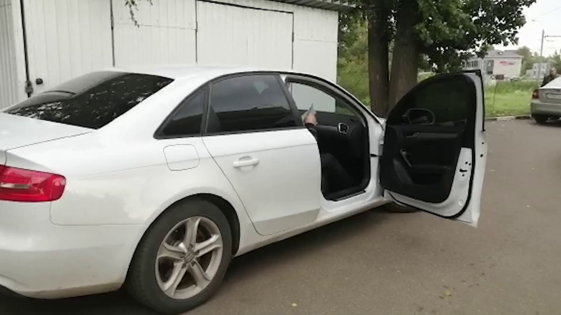 В Ярославле приставы задержали должника на заправке