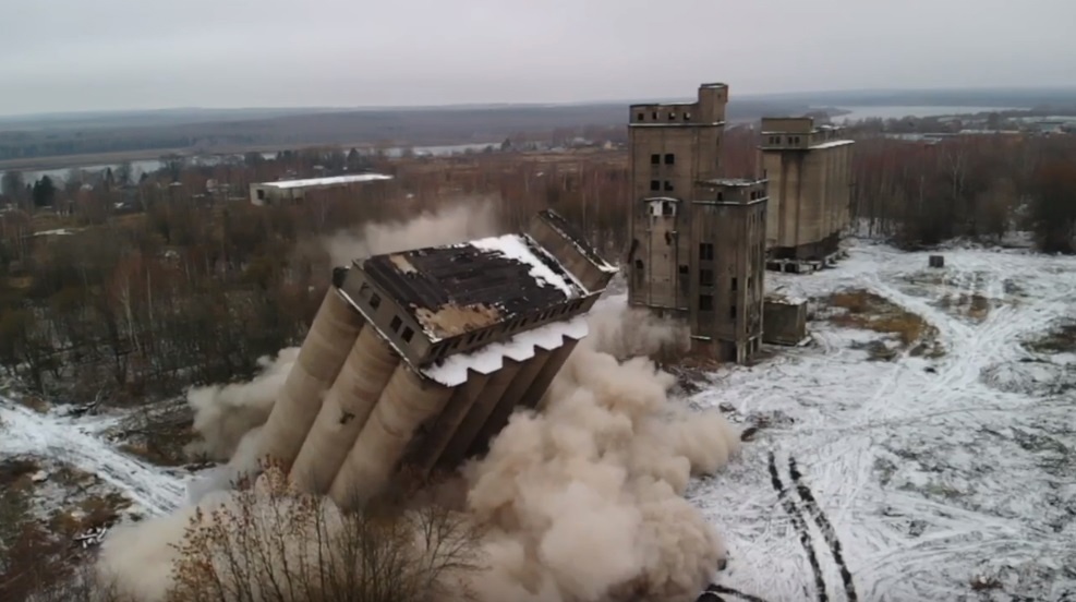В Ярославле взрывают элеваторы. Видео «Первого Ярославского»