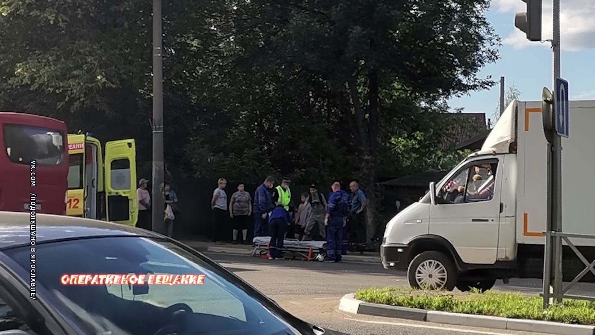 На проспекте Авиаторов сбили велосипедиста