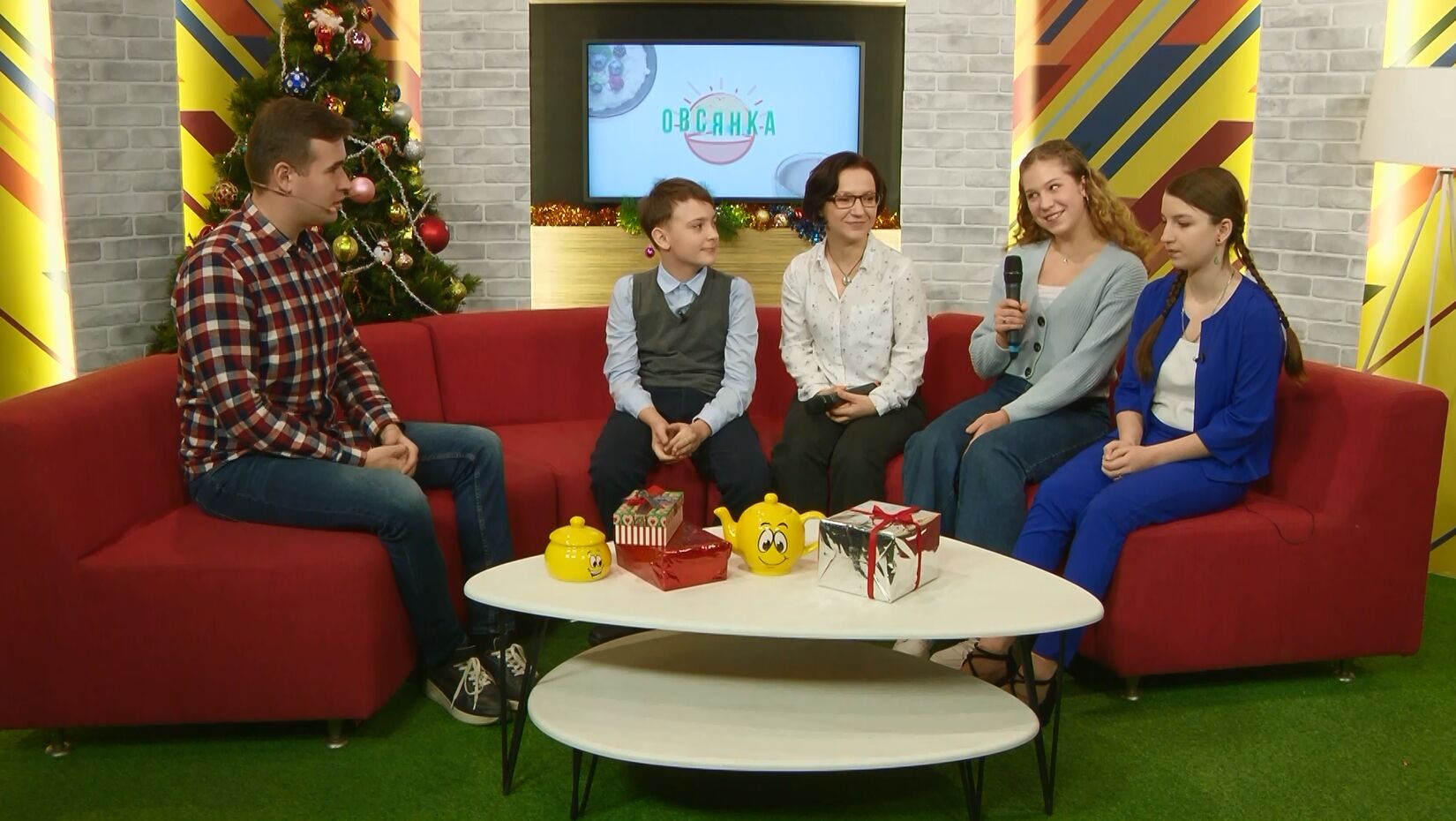 «Гость». Преподаватель и ученики студии «2 кадра» - о новогоднем проекте, который стартует на «Первом Ярославском»