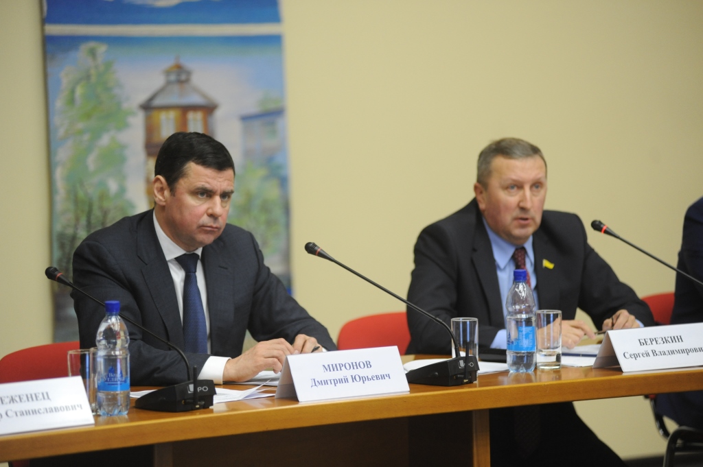 Дмитрий Миронов подвел итоги ремонта дорог с общественниками и гражданскими активистами