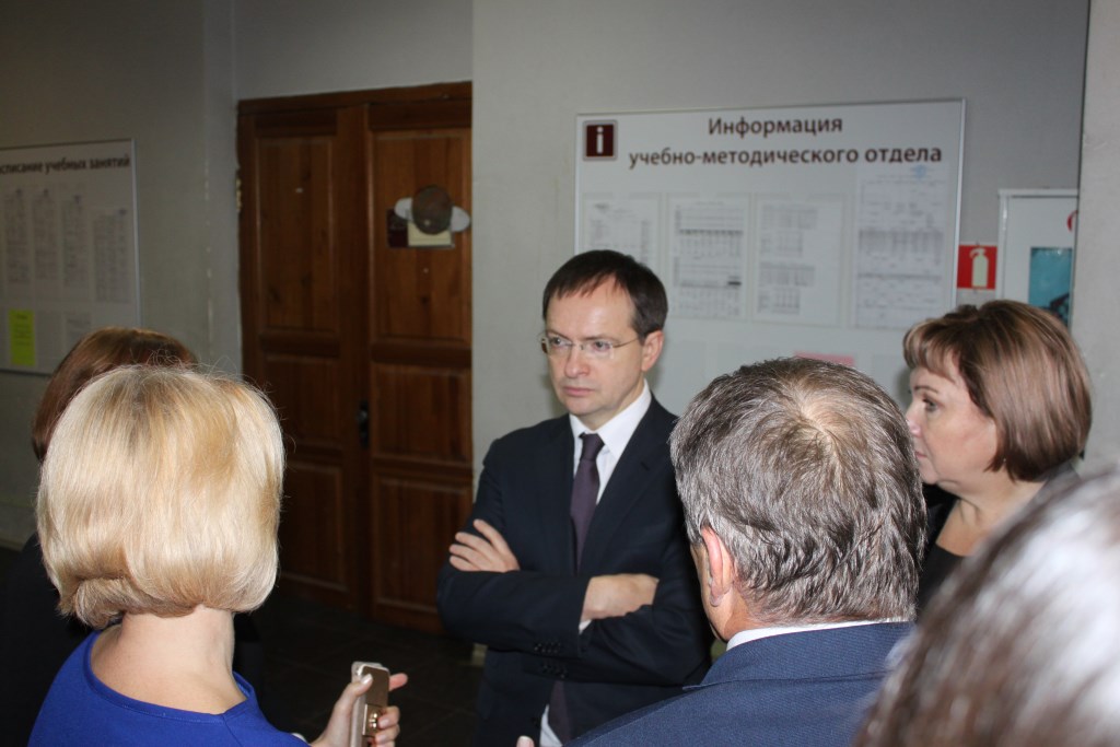 Минкульт рассмотрит вопрос строительства общежития для студентов Ярославского театрального института