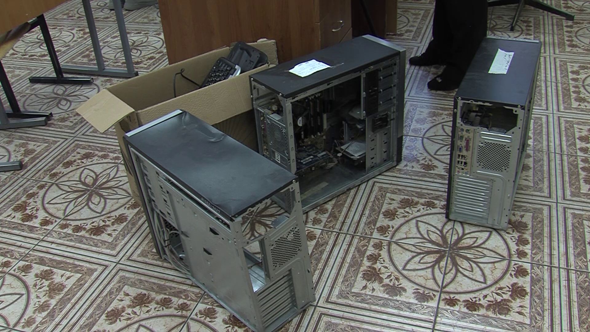 Ярославец бесплатно собирает компьютеры для нуждающихся