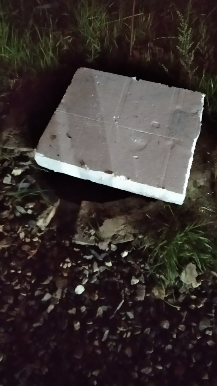 В мэрии разъяснили ситуацию с открытым люком на Резинотехнике