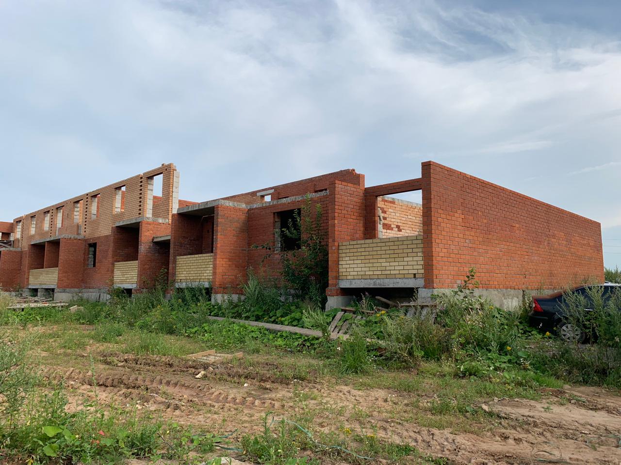 Дмитрий Миронов сообщил о решении проблемы 25 обманутых дольщиков по дому в поселке Щедрино