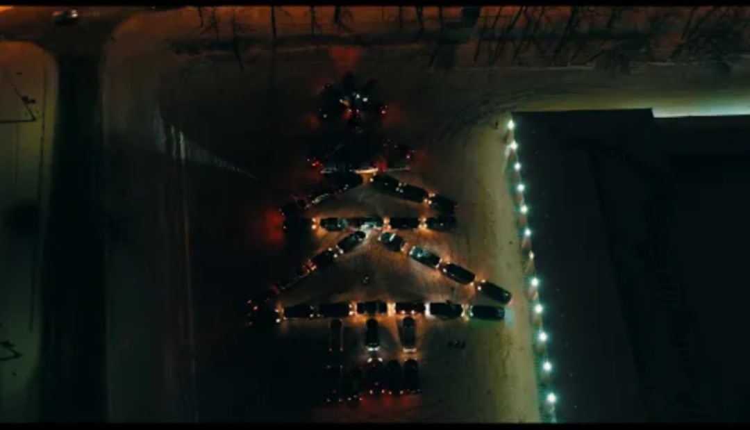 В Ростове «нарядили» автоелку