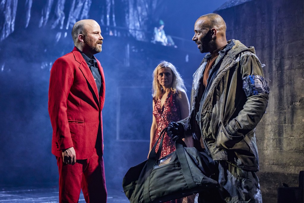 Театр в Кино. Макбет: Рори Киннир (рус.субтитры)