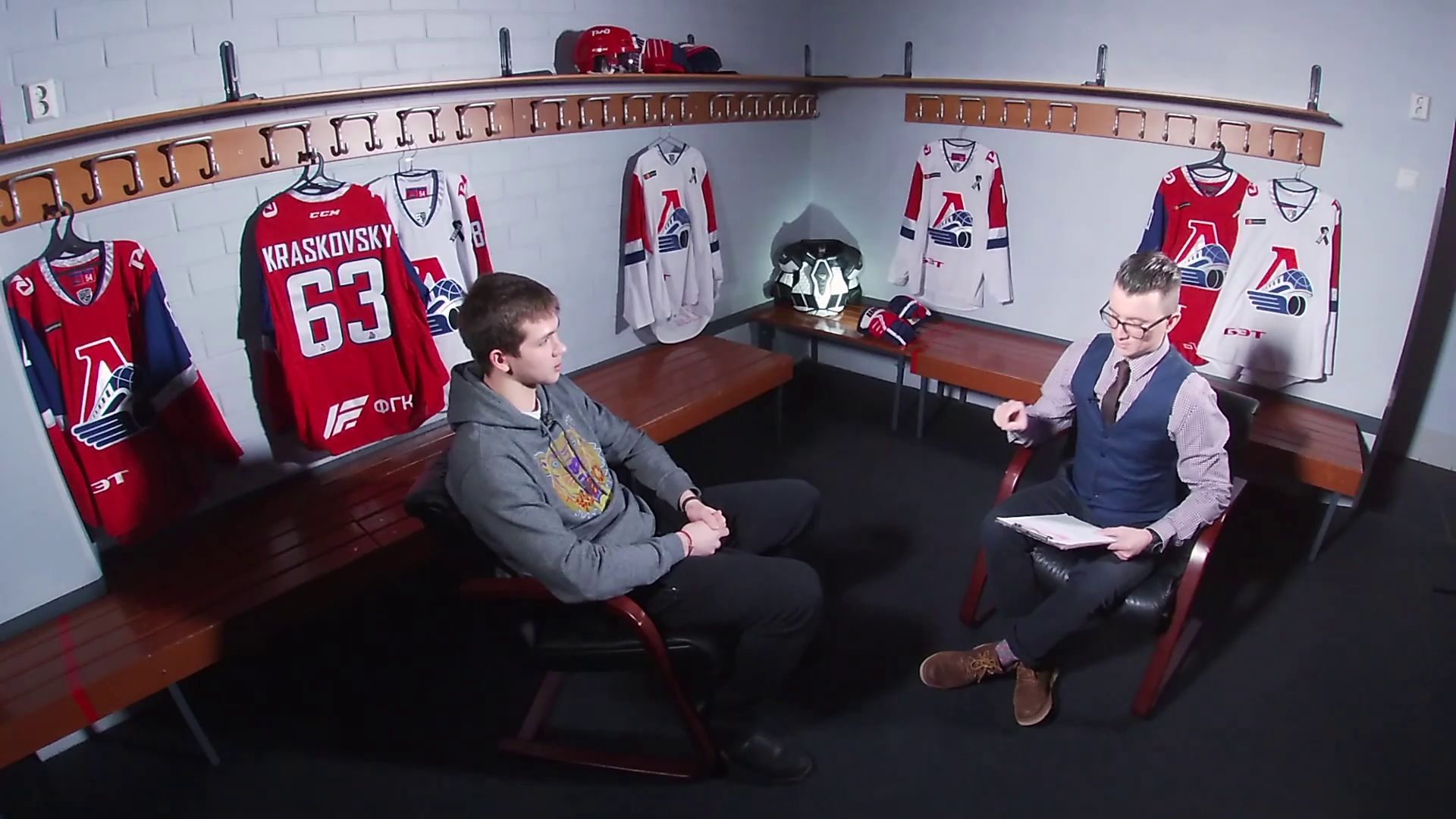 Нападающий «Локомотива» Павел Красковский стал гостем «Первого Ярославского»