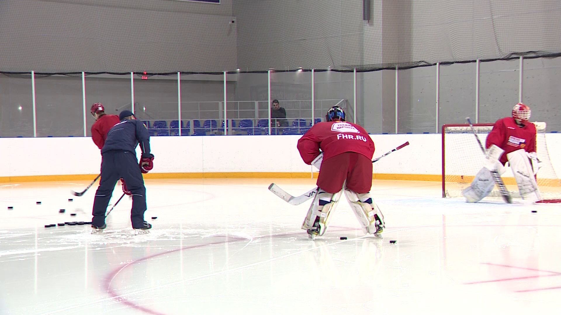 Николай Хабибулин проводит сборы в Ярославле для начинающих вратарей