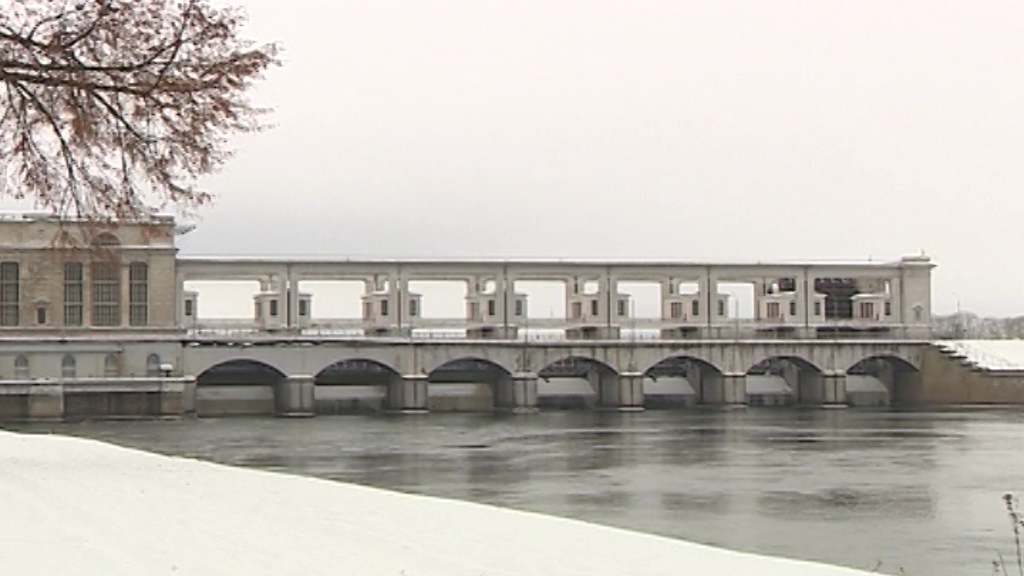 За смерть девочки, упавшей с недостроя в Угличе, ответит чиновница