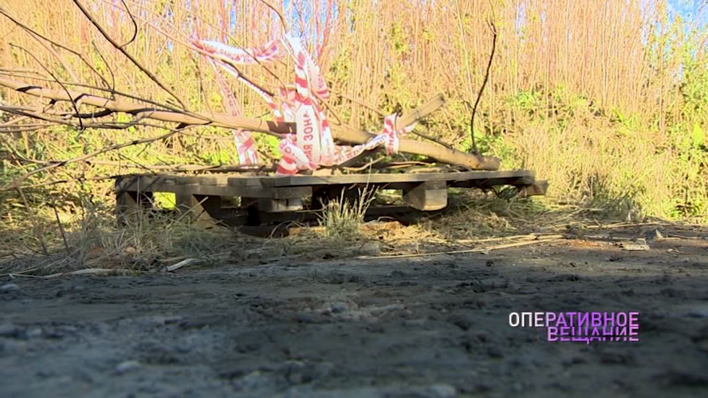 В Ярославле женщина провалилась в открытый люк, не заметив его в темноте