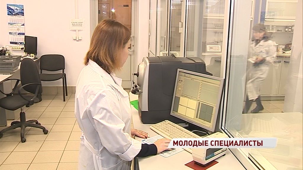 Рабочих мест для молодых становится больше: как работают выпускники учебных заведений области