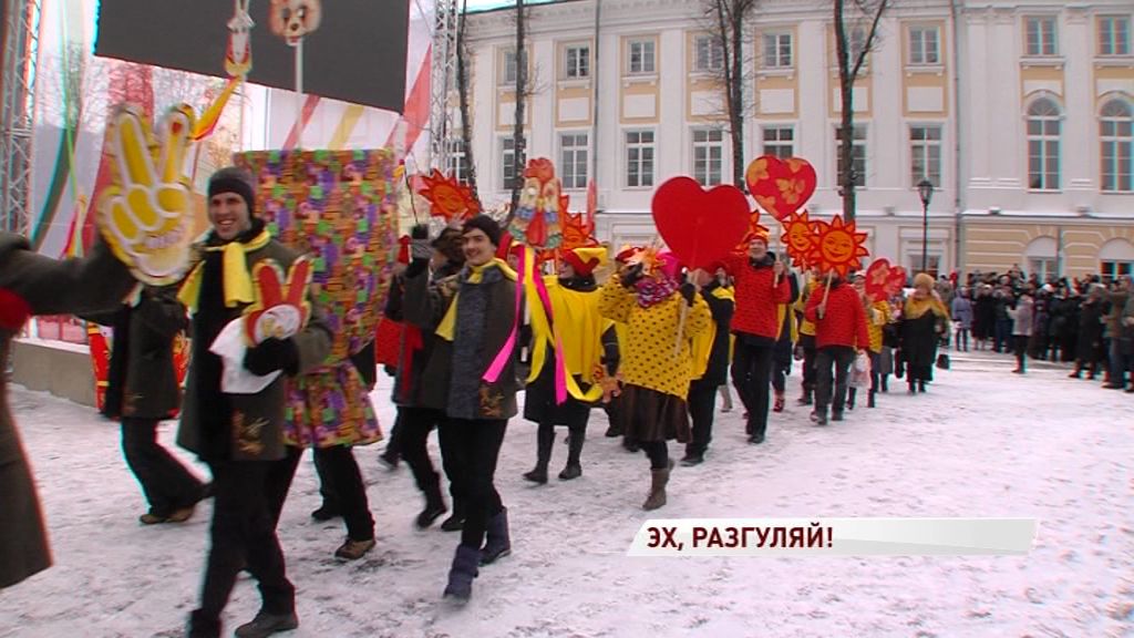 Главная Масленица страны стартовала с большого карнавала