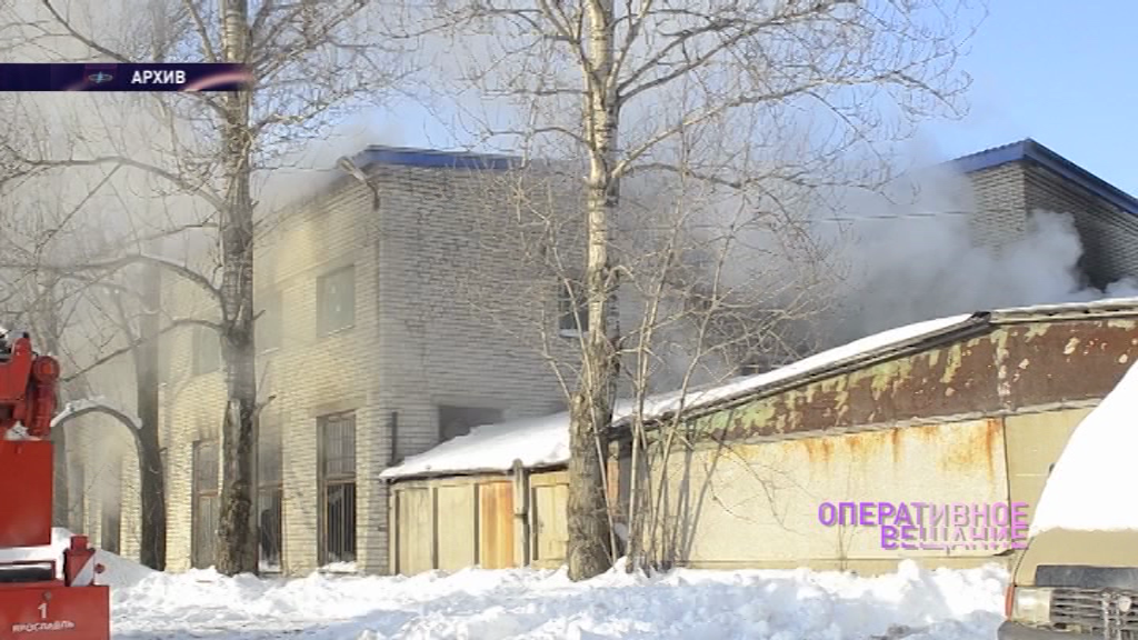 В Рыбинске горела пилорама