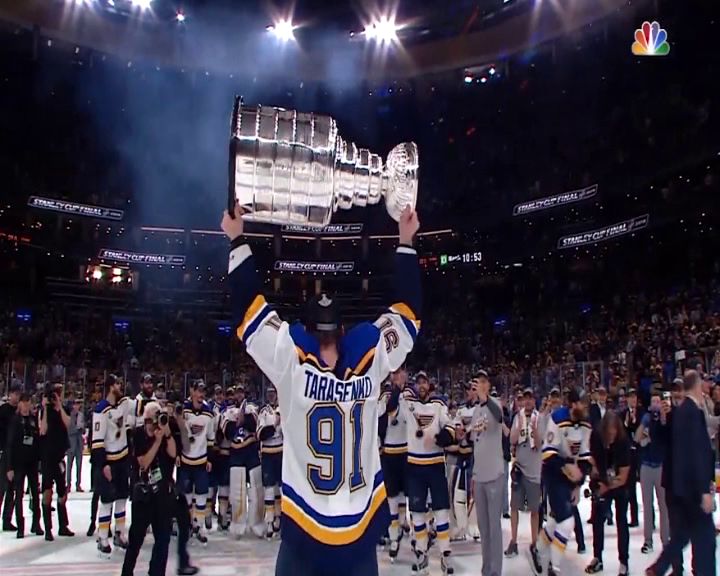Владимир Тарасенко стал первым уроженцем Ярославля, взявшим Кубок Стэнли