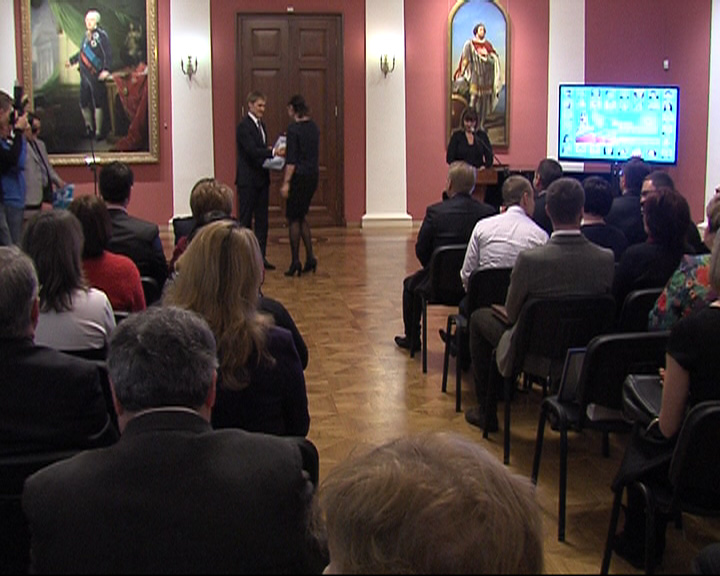 Победители конкурсов проектов социально ориентированных НКО получили награды