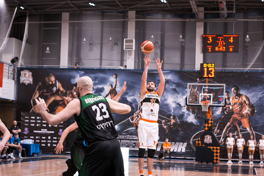 “Буревестник” уступил “Университету-Югре” в Сургуте