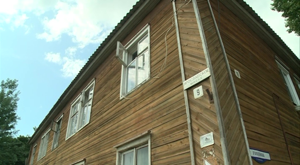 По факту барак, по документам – пентхаус: жители аварийки лишись шанса на нормальное жилье из-за халатности