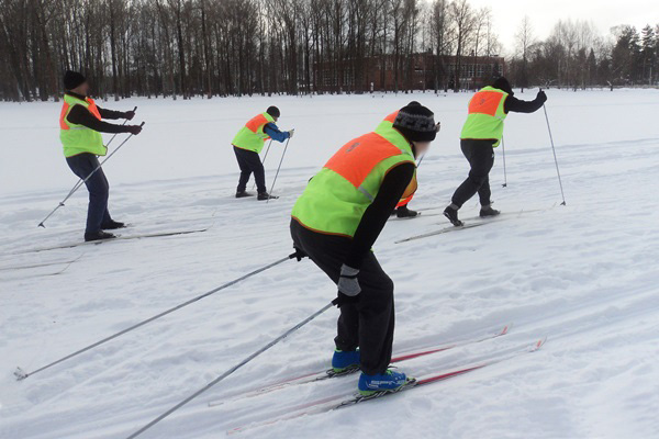 Осужденные ярославской колонии посоревновались за право провести выходные дома