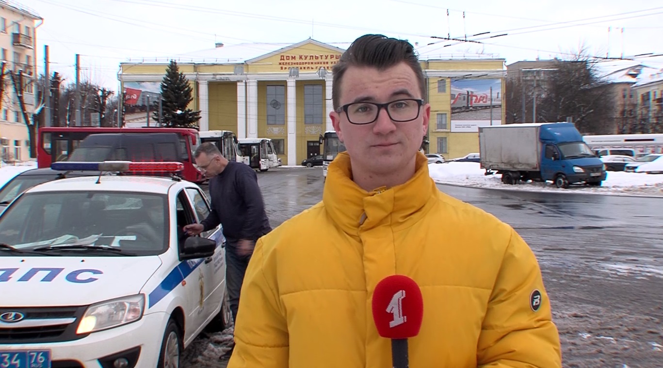 В Ярославле сотрудники ГИБДД провели рейд в автобусах Ярославля