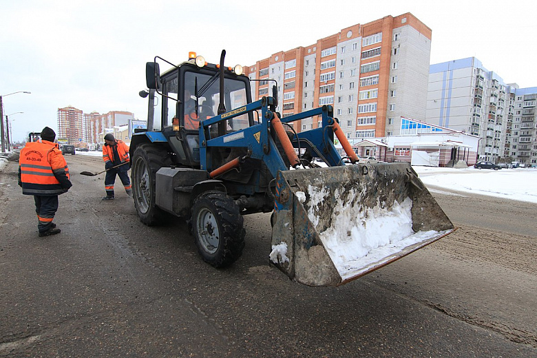 Зимний ремонт дорог в Ярославле: где устранили ямы