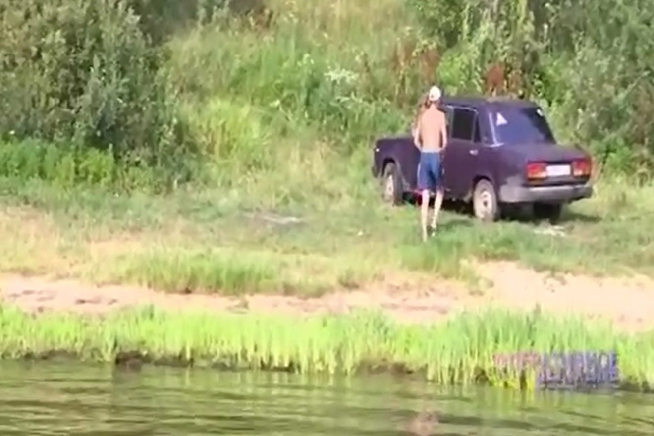 За мойку машин в реках ярославцам придется заплатить 400 тысяч