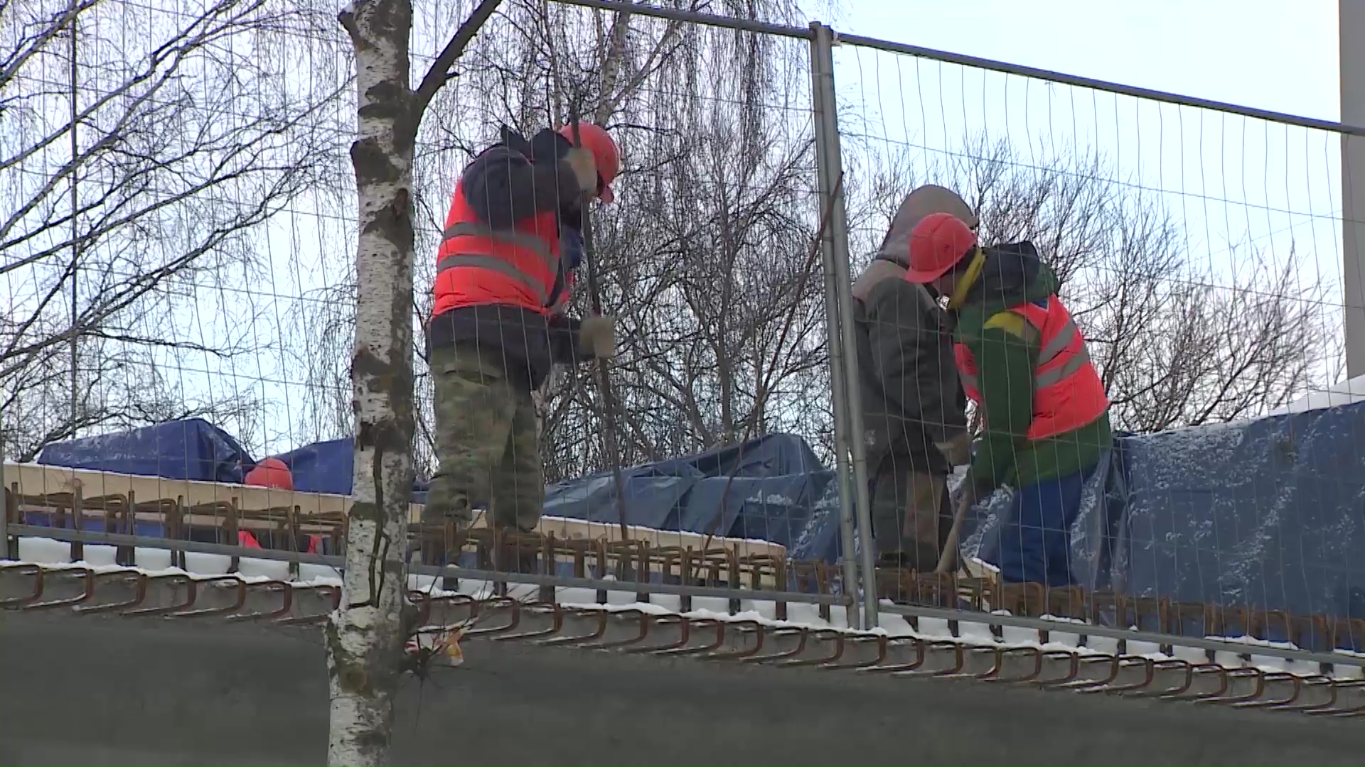 Ночной ремонт на Добрынинском мосту снова не дает спать ярославцам