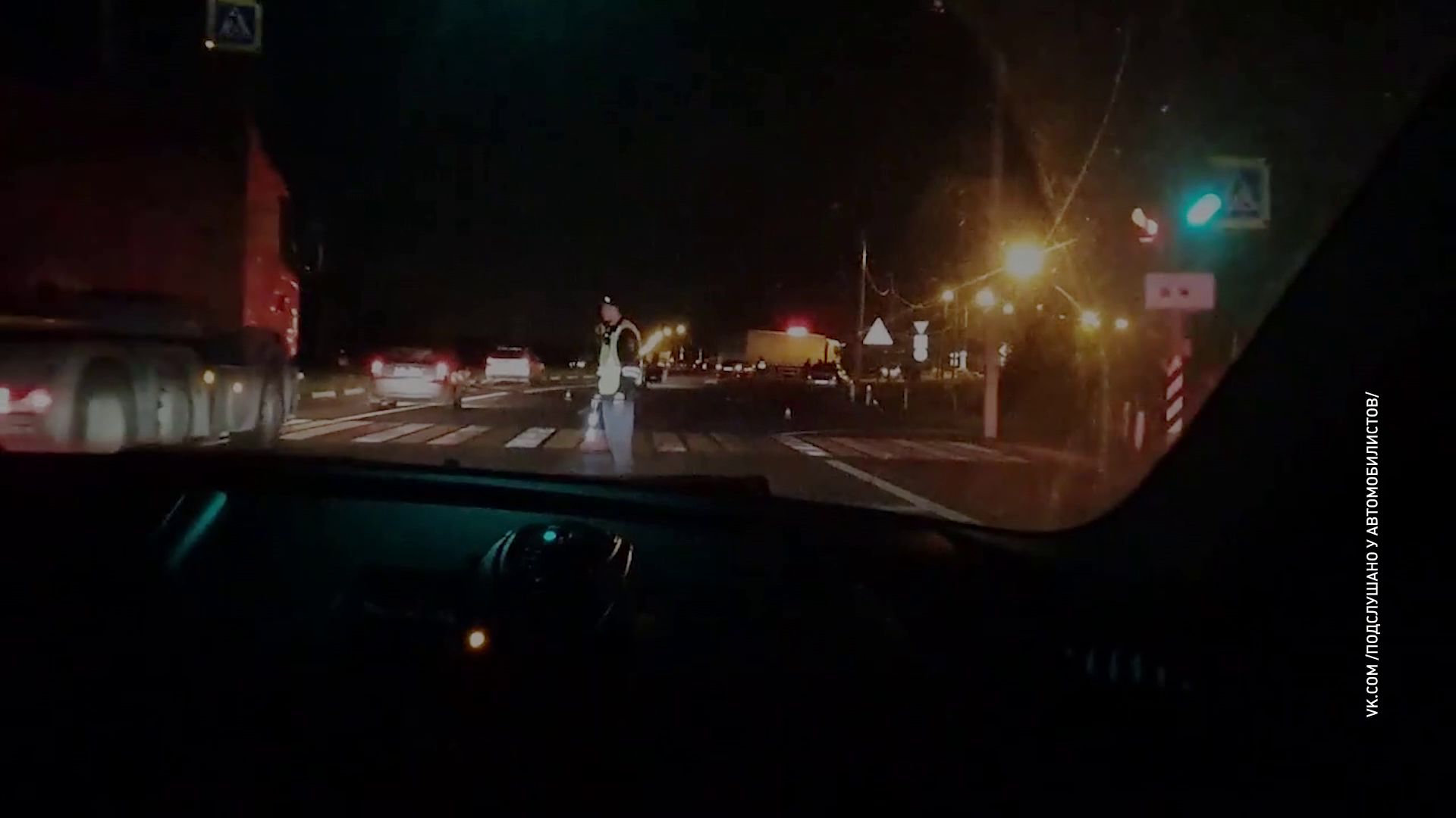 Под Ярославлем 57–летний мужчина погиб под колесами легковушки