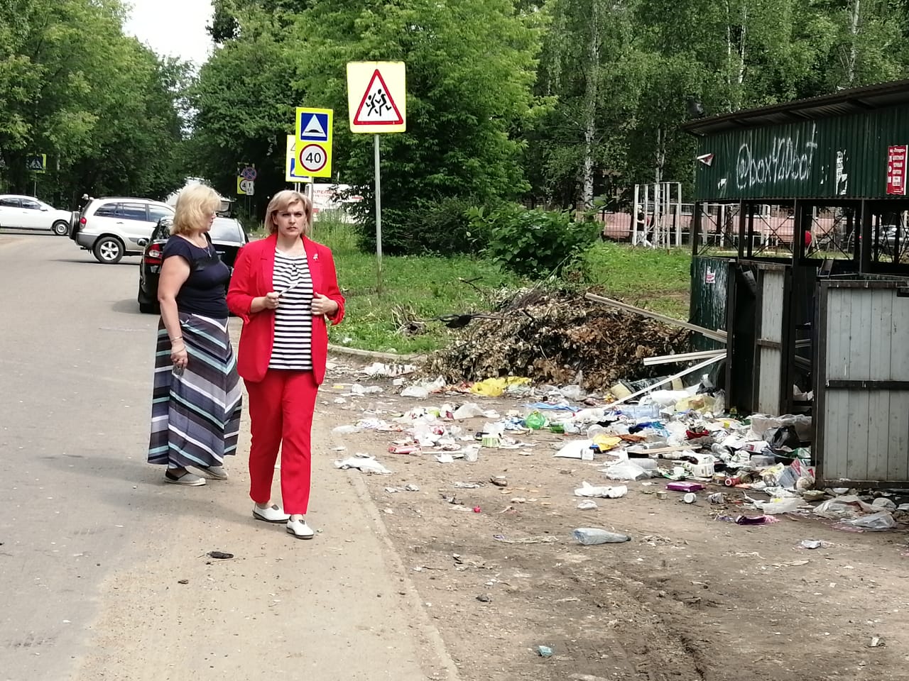 Контроль за содержанием контейнерных площадок усилят из-за жалоб ярославцев на горы мусора