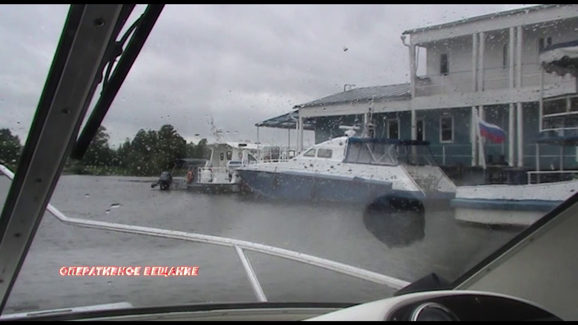 В Ярославской области судебные приставы преследуют должников не только по суше, но и по воде