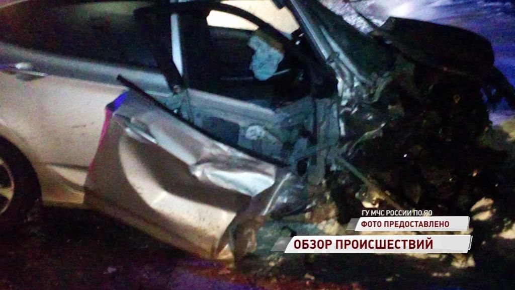 На трассе Ярославль-Любим столкнулись две легковушки