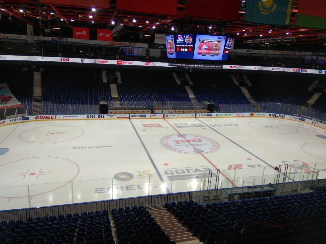 “Локомотив” одержал победу над “Куньлунем” в серии буллитов