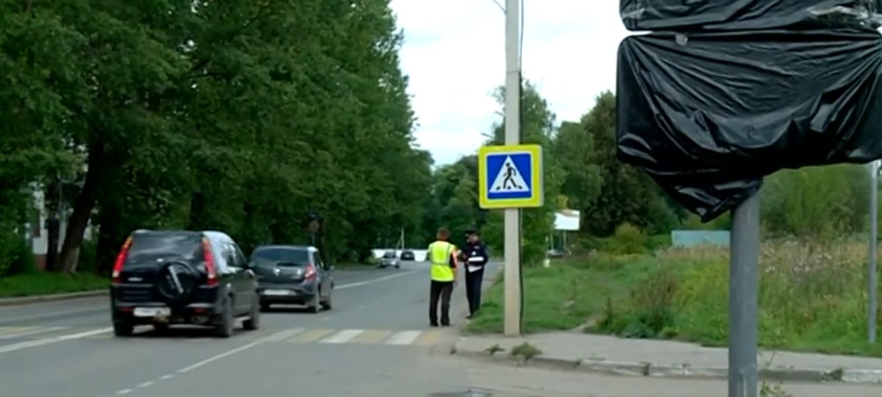 Вдоль Тутаевского шоссе в Ярославле вырубили все деревья
