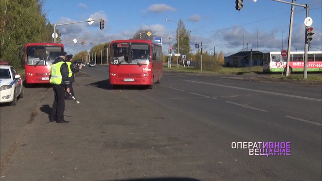 В Дзержинском районе прошел рейд по маршруткам: какие нарушения нашли